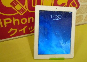 iPad 2 のガラス交換修理とフレームの矯正を行いました♪クイック名古屋