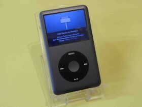 SSD化で復活したiPod Classicの起動画面