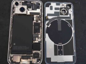 iPhone 14の水没修理で内部を丁寧に洗浄・乾燥させている様子