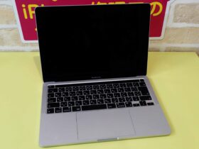 MacBook Pro A2338のロジックボード基板修理の様子