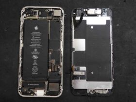 海で水没し電源が入らないiPhone SE2の内部と基板の状態